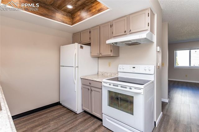 6679 Proud Eagle Court, Colorado Springs, CO 80915