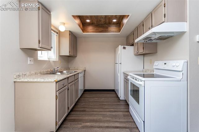 6679 Proud Eagle Court, Colorado Springs, CO 80915