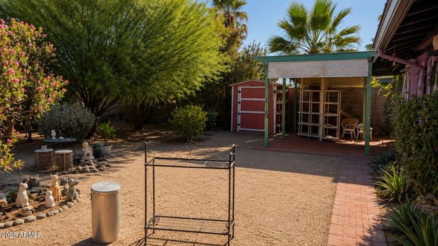 2222 W WINDROSE Drive, Phoenix, AZ 85029