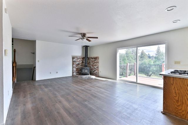 3090 Horseshoe Bend Rd, Somerset, CA 95684