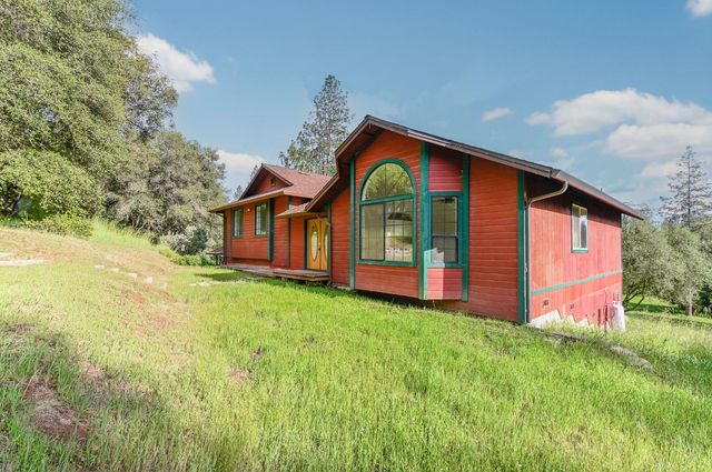 3090 Horseshoe Bend Rd, Somerset, CA 95684