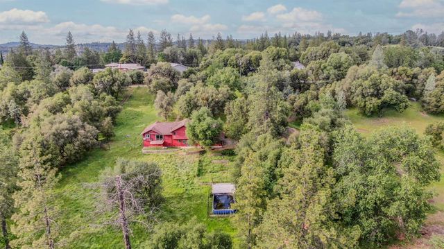 3090 Horseshoe Bend Rd, Somerset, CA 95684