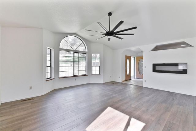 3090 Horseshoe Bend Rd, Somerset, CA 95684