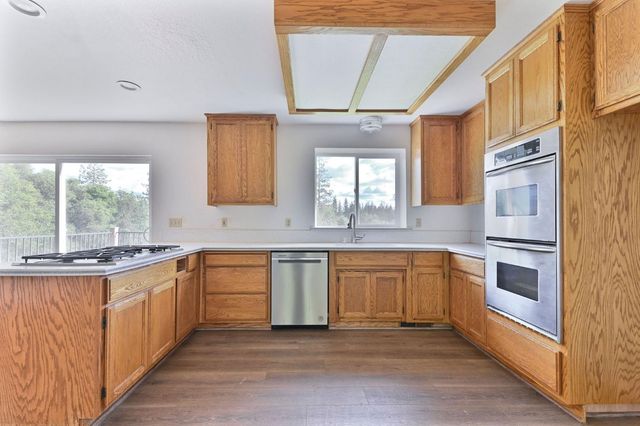 3090 Horseshoe Bend Rd, Somerset, CA 95684