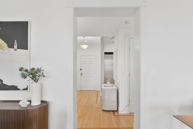 160 Commonwealth Avenue 414, Boston, MA 02116