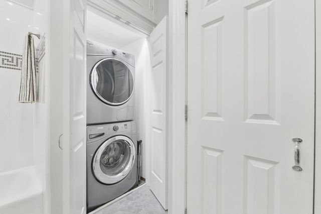 160 Commonwealth Avenue 414, Boston, MA 02116