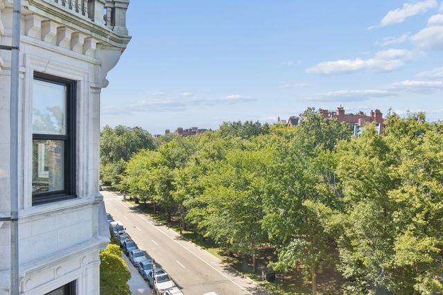 160 Commonwealth Avenue 414, Boston, MA 02116