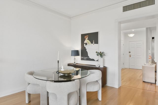 160 Commonwealth Avenue 414, Boston, MA 02116