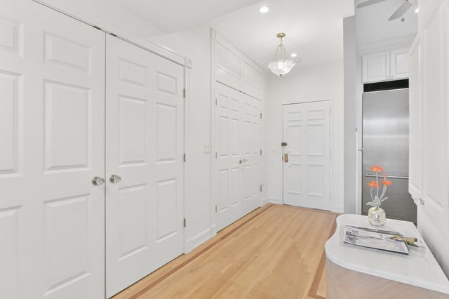 160 Commonwealth Avenue 414, Boston, MA 02116