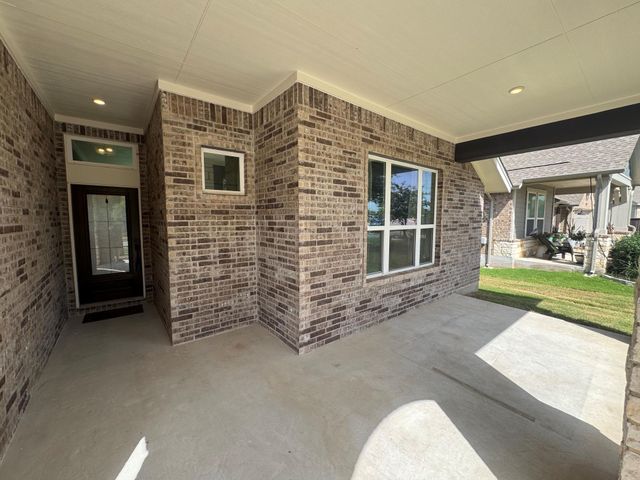 1136 Olympic LN, Kyle, TX 78640