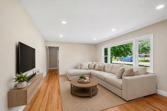 6927 Nicollet Avenue, Richfield, MN 55423