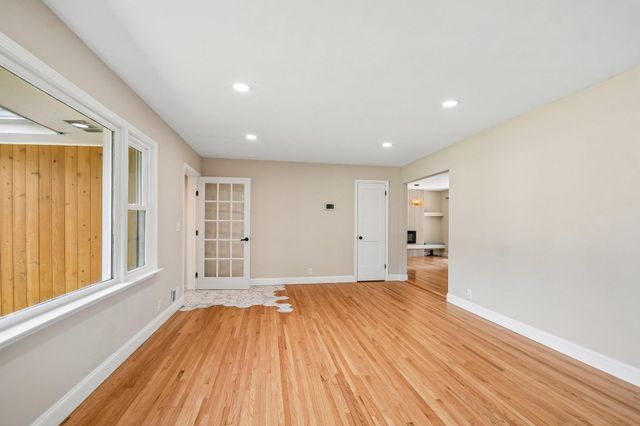 6927 Nicollet Avenue, Richfield, MN 55423
