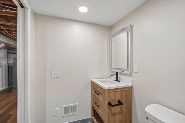 6927 Nicollet Avenue, Richfield, MN 55423
