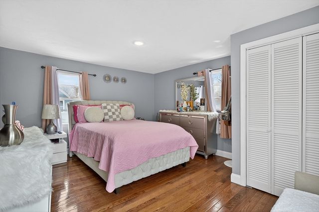 28 Clinton St, Brockton, MA 02302