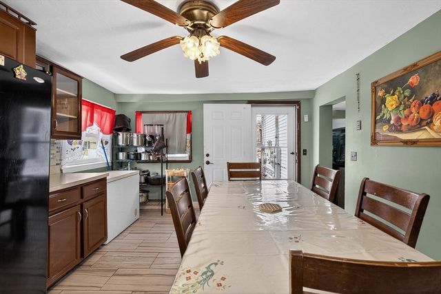 28 Clinton St, Brockton, MA 02302