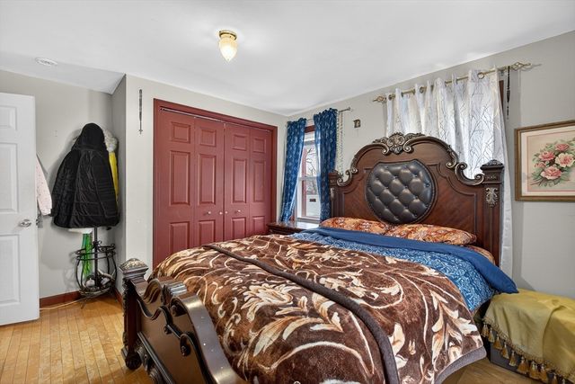 28 Clinton St, Brockton, MA 02302