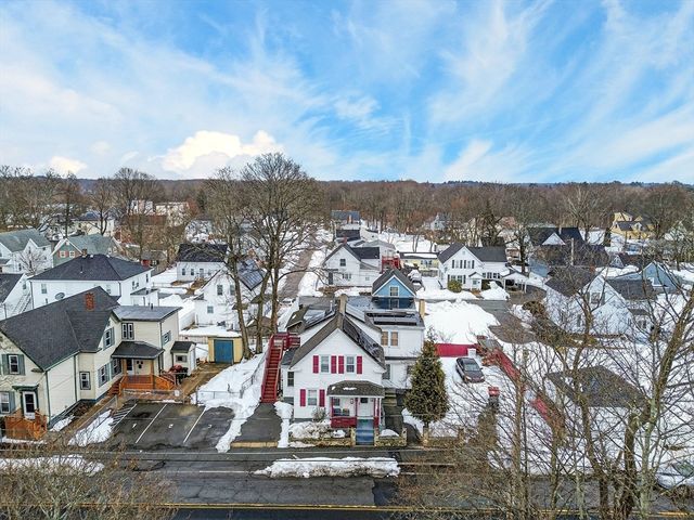 28 Clinton St, Brockton, MA 02302