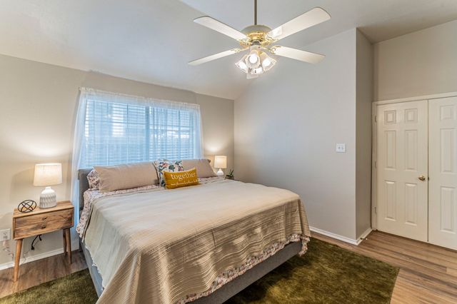 2521 Fairmont Drive, Grand Prairie, TX 75052