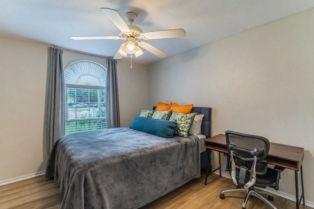 2521 Fairmont Drive, Grand Prairie, TX 75052