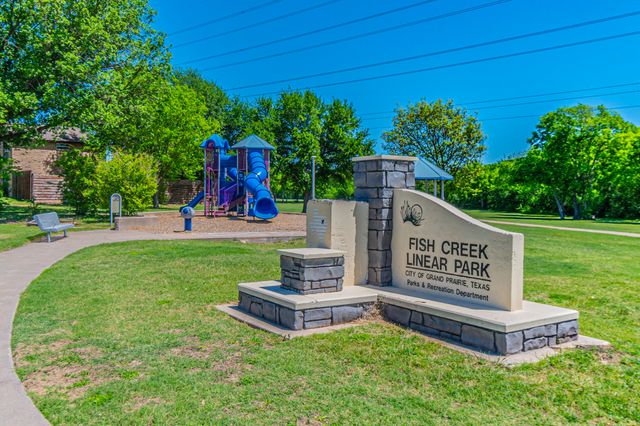 2521 Fairmont Drive, Grand Prairie, TX 75052