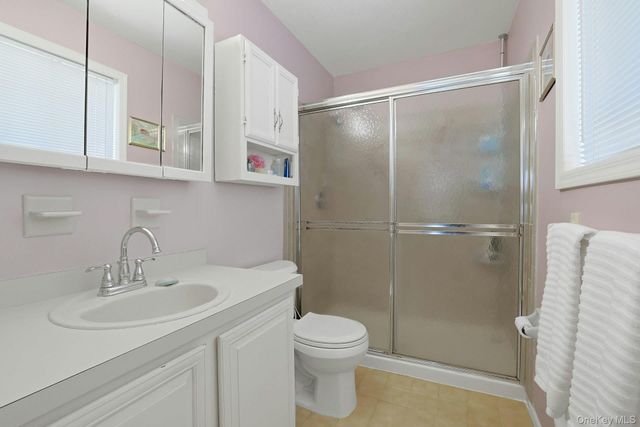 25 College Avenue 111, Nanuet, NY 10954