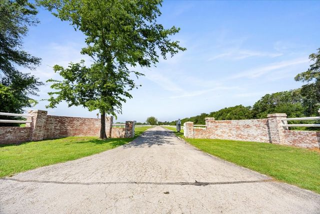 800 Fox Hollow Lane, Oak Point, TX 75068