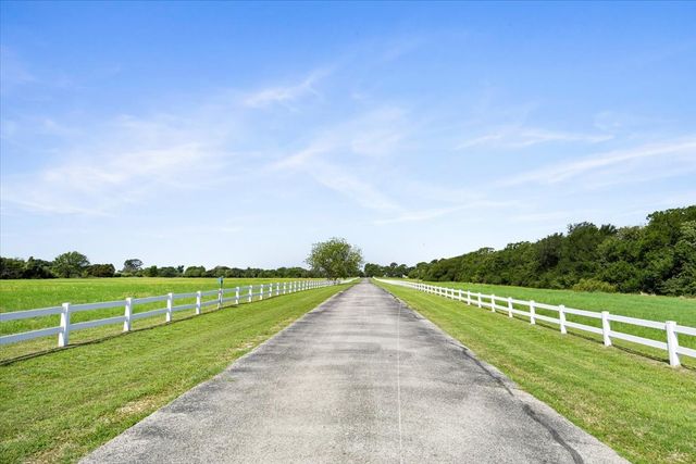 800 Fox Hollow Lane, Oak Point, TX 75068