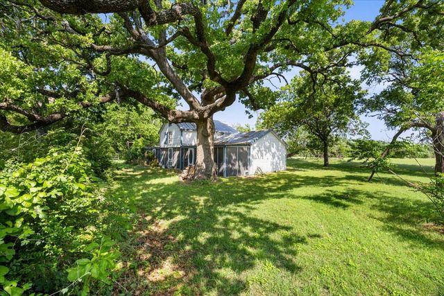 800 Fox Hollow Lane, Oak Point, TX 75068