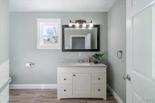 701 S 2nd Street, Owensville, MO 65066