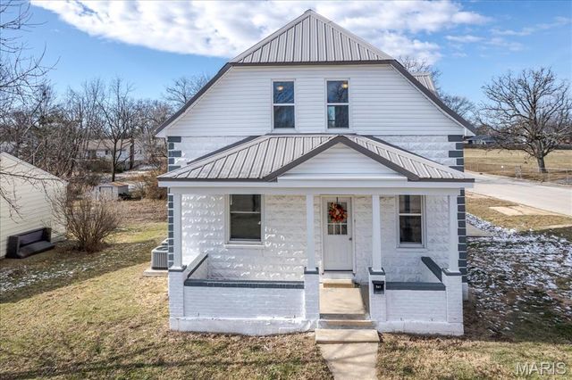 701 S 2nd Street, Owensville, MO 65066