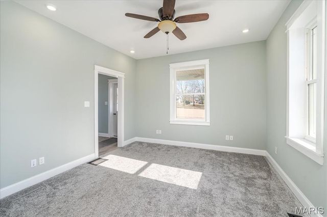 701 S 2nd Street, Owensville, MO 65066