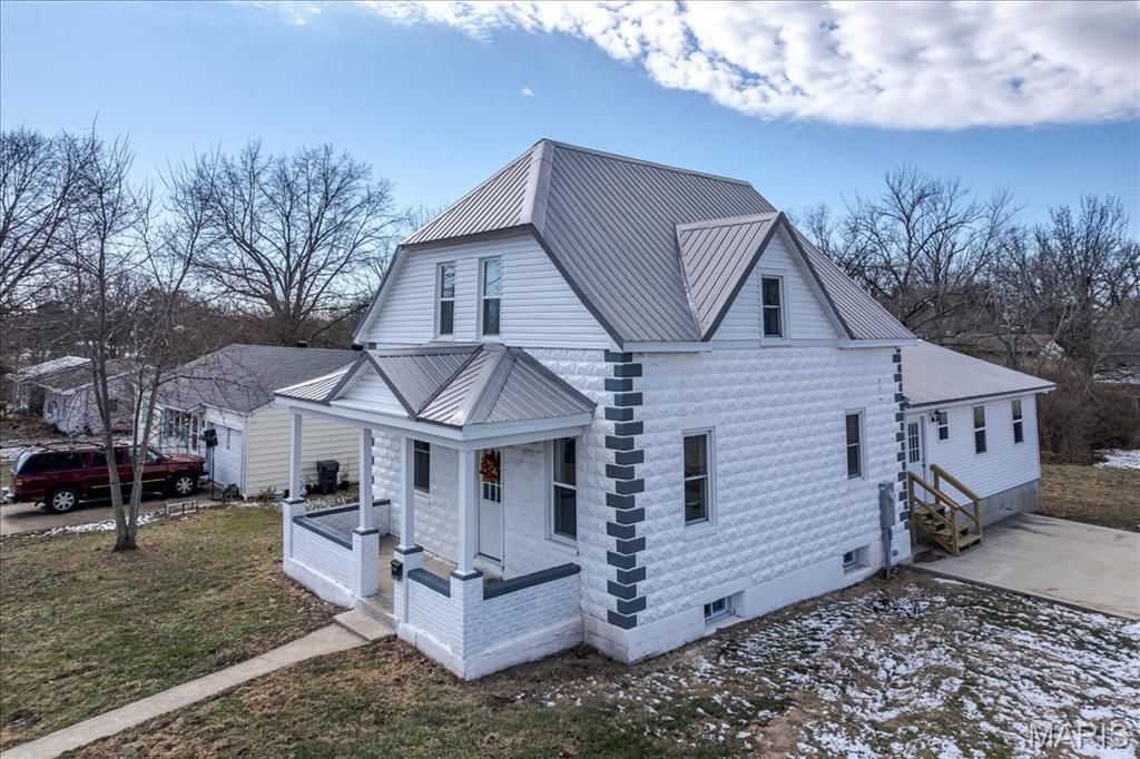 701 S 2nd Street, Owensville, MO 65066