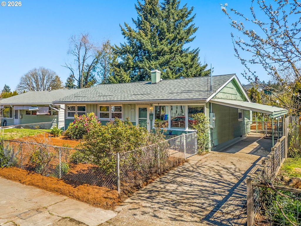 9945 N LOMBARD St, Portland, OR 97203