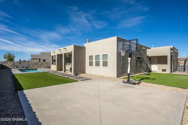 3734 Santa Julia Road, Las Cruces, NM 88012