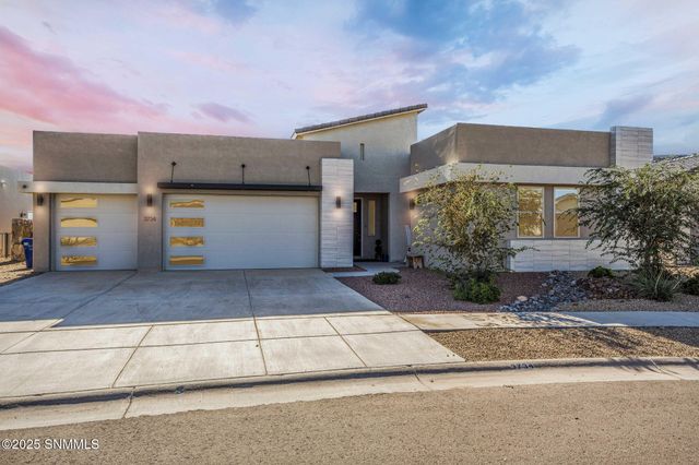 3734 Santa Julia Road, Las Cruces, NM 88012