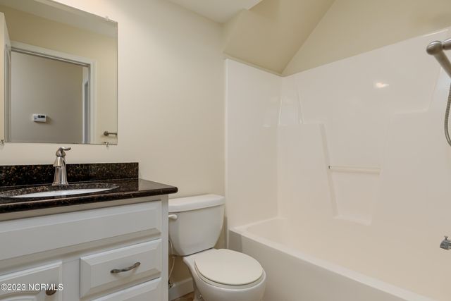 202 Clover Court, Aberdeen, NC 28315