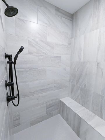 336 W Boxthorn Dr, Andover, KS 67002