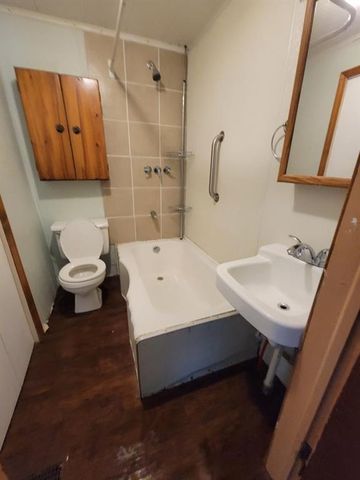 724 Hazel Street, Excelsior Springs, MO 64024