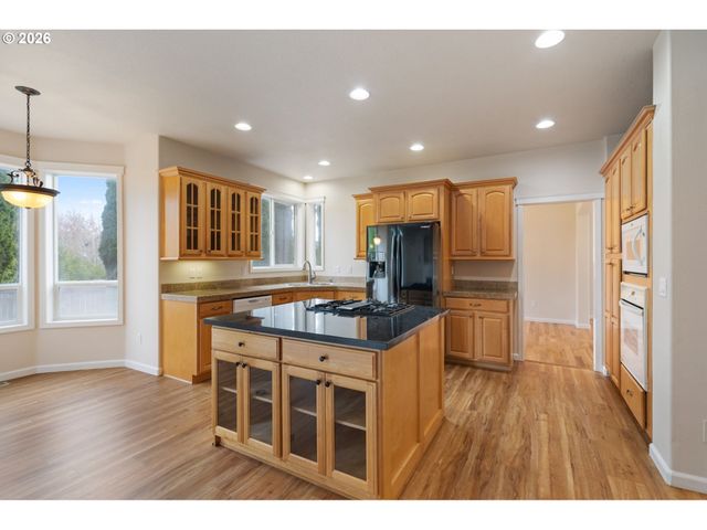 500 Nw 150TH Cir, Vancouver, WA 98685