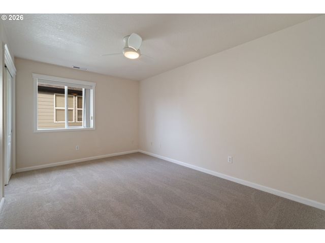 500 Nw 150TH Cir, Vancouver, WA 98685