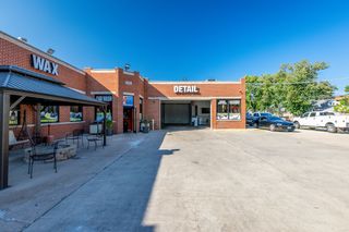 5900 W Addison Street, Chicago, IL 60634