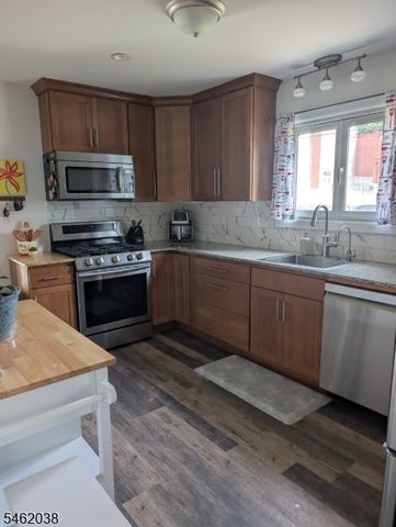 27 George St, Rockaway Boro, NJ 07866