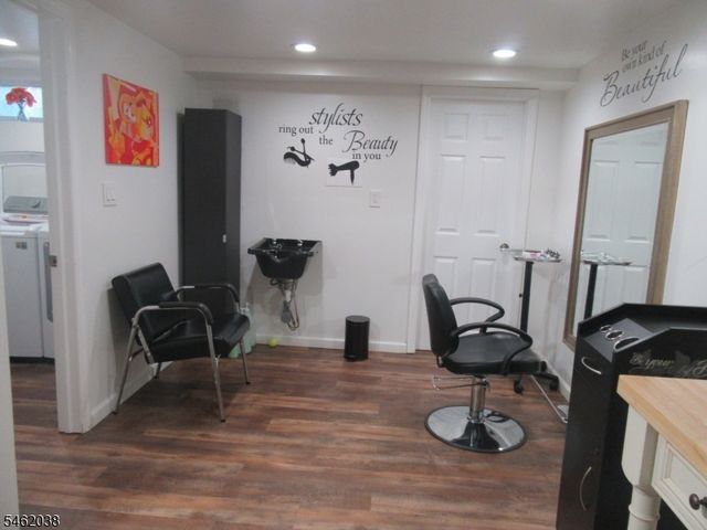 27 George St, Rockaway Boro, NJ 07866