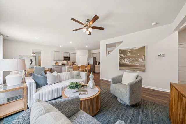 533 SUMMERCREST AVE, Waynesboro, VA 22980