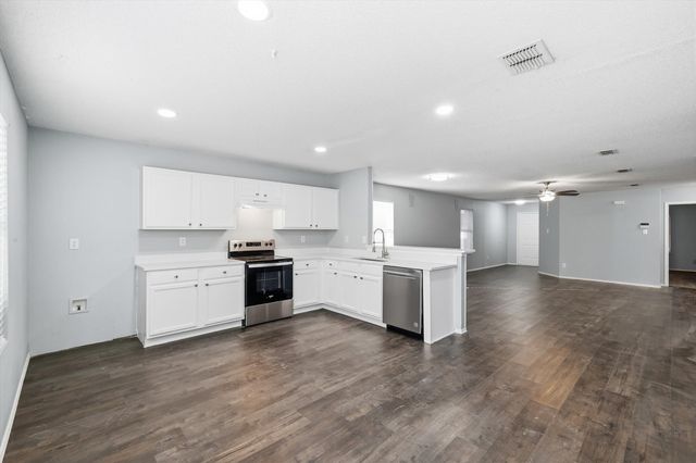 8405 Seven Oaks Lane, Denton, TX 76210