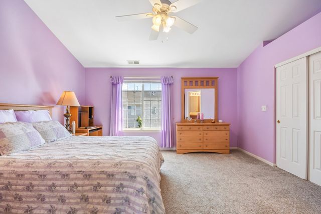 641 S Rosehall Lane, Round Lake, IL 60073