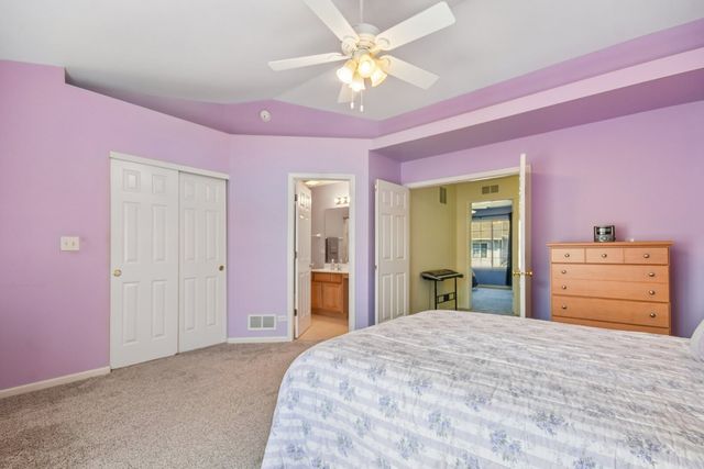 641 S Rosehall Lane, Round Lake, IL 60073