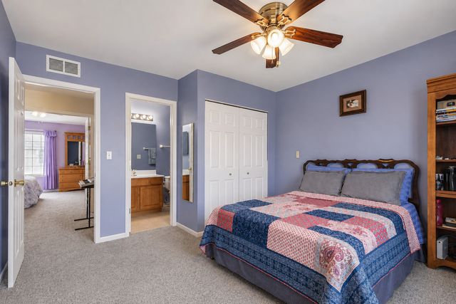 641 S Rosehall Lane, Round Lake, IL 60073
