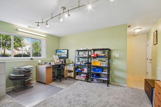 641 S Rosehall Lane, Round Lake, IL 60073