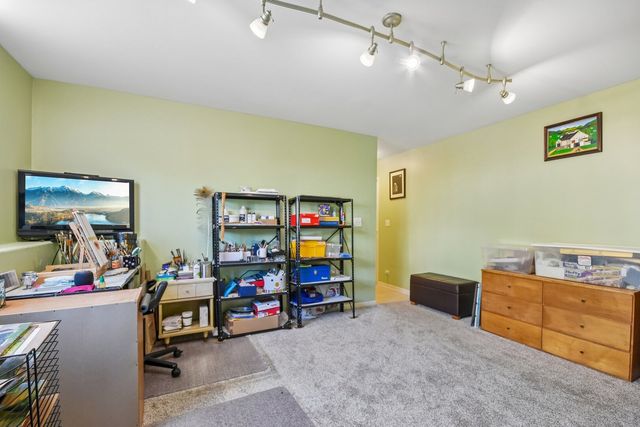 641 S Rosehall Lane, Round Lake, IL 60073
